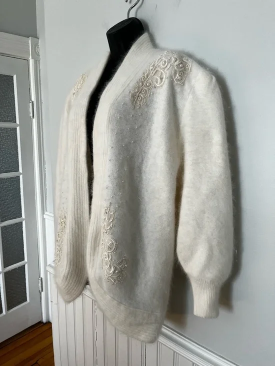 Vintage 80s Eddie Dassin Beaded Angora Cardigan, Size Medium - Picture 3 of 15